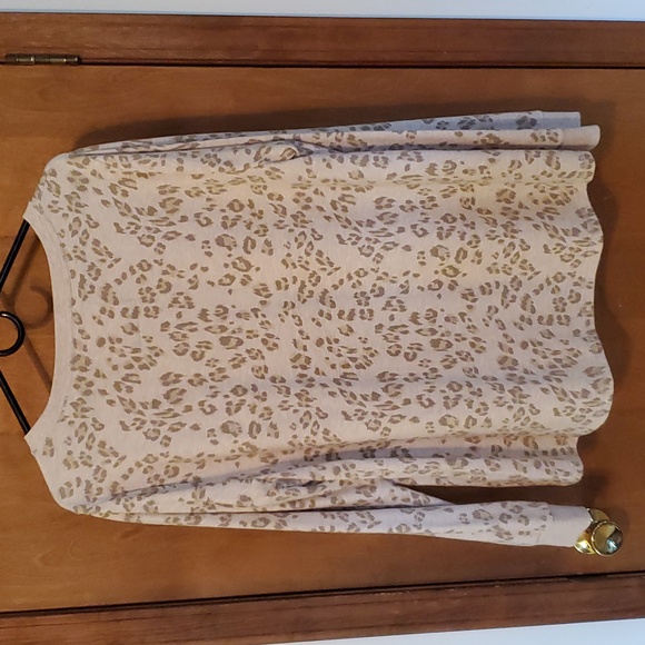 Sweatshirt - Picture 2 of 4